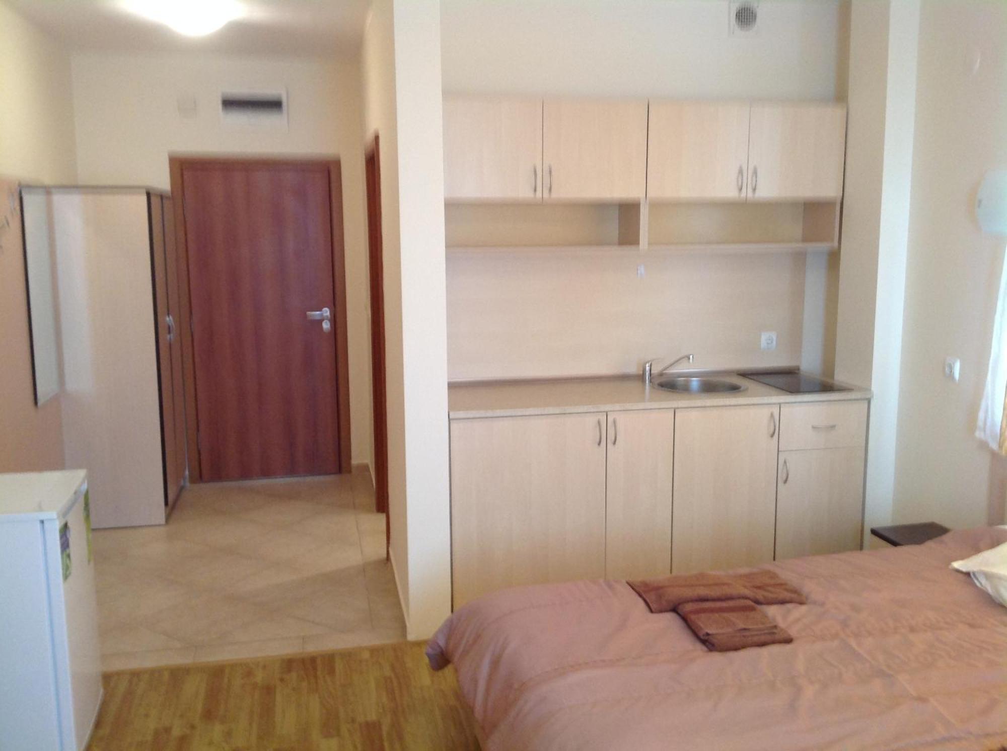Lozenetz Beach Apartments Phòng bức ảnh